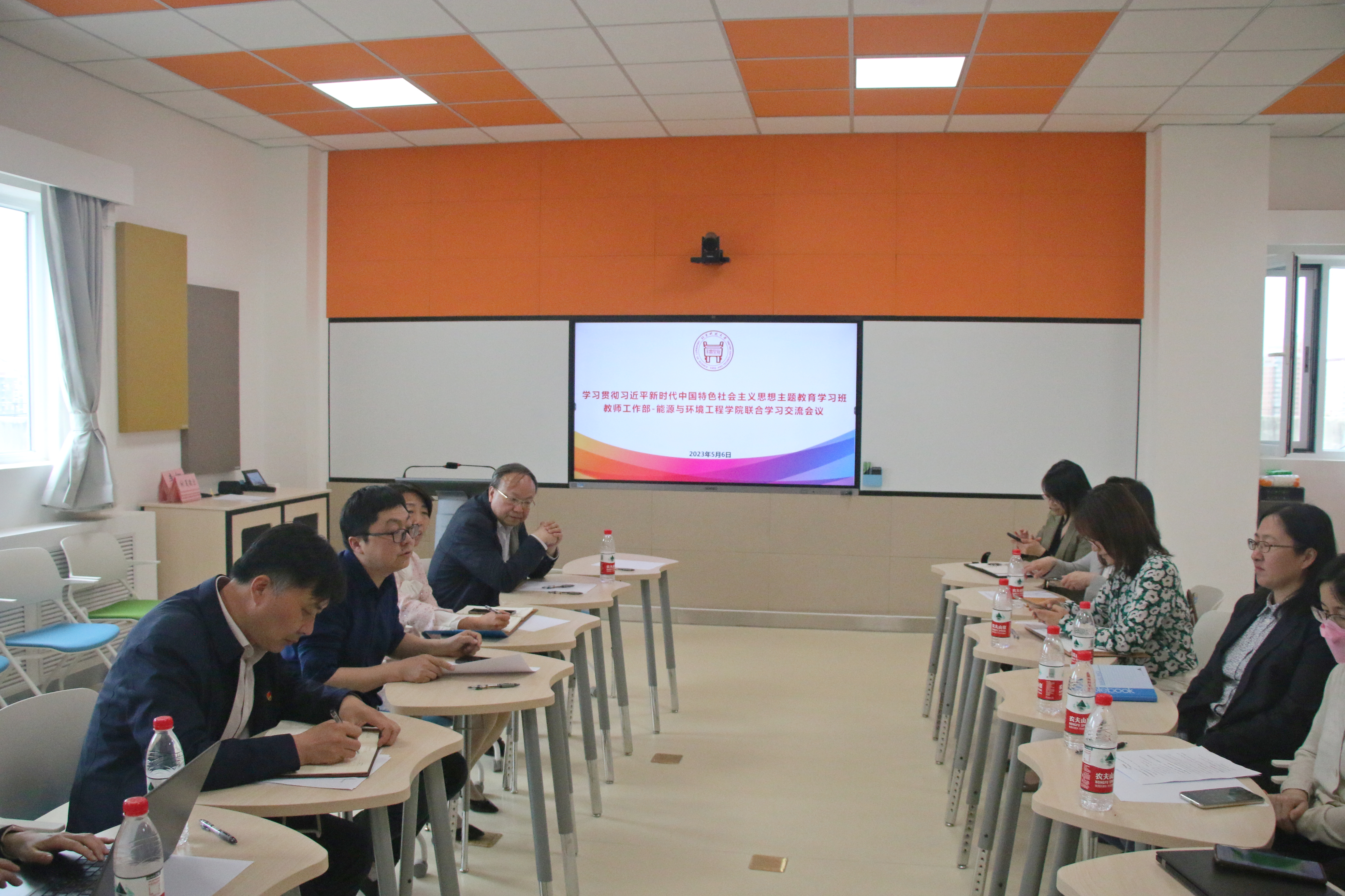 ead4155cb1c74bac95b2ec96f4ff488e.jpg ead4155cb1c74bac95b2ec96f4ff488e.jpg