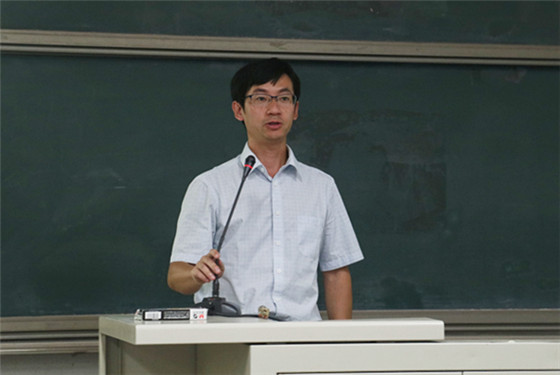 20170911英国上市公司3652017级研究生新生开学典礼成功召开 (20)_副本.jpg